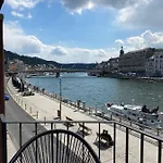Vikarti Stay, A Lovely House With Incredible View 別荘 *