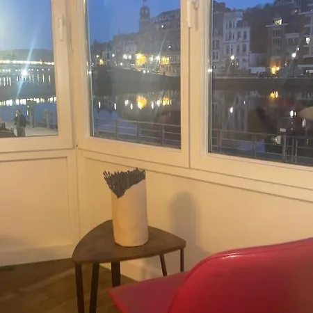 Vikarti Stay, A Lovely House With Incredible View 디넝