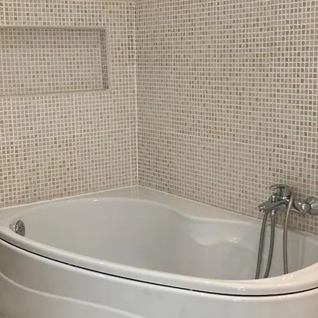 Vikarti Stay, A Lovely House With Incredible View 펜션 *