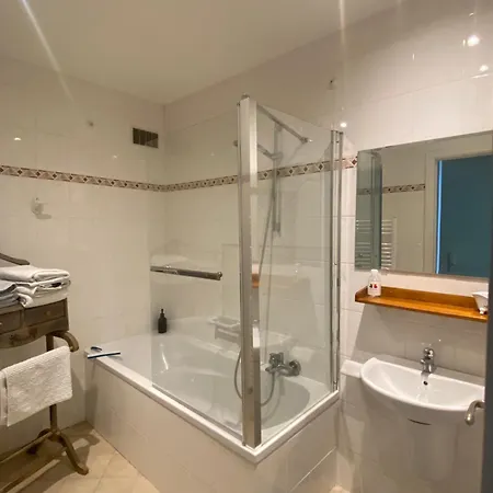 펜션 Vikarti Stay, A Lovely House With Incredible View *