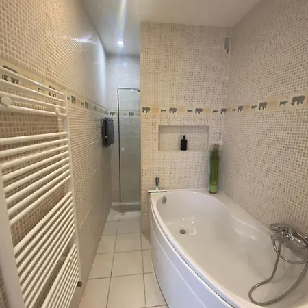 펜션 Vikarti Stay, A Lovely House With Incredible View