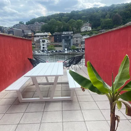 Vikarti Stay, A Lovely House With Incredible View בית נופש
